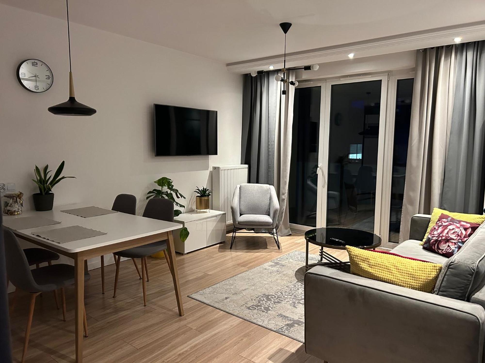 Nowy Apartament W Okolicach Centrum Siedlce Luaran gambar